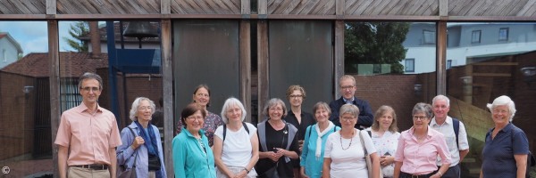 Bei der ökumenischen Architektour besuchen Evangelische und Katholiken moderne Kirchen